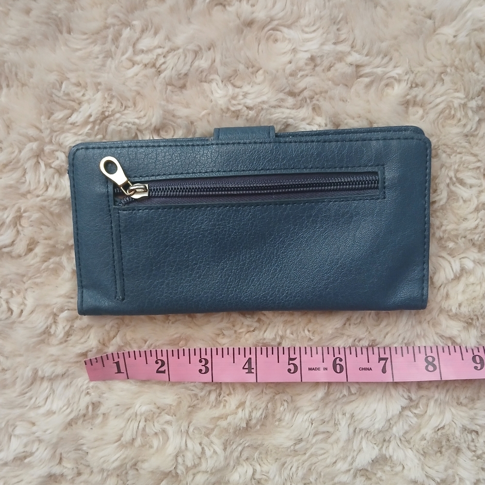 💎 RELIC Womrn's Blue Bicycle Appliqué Women's Wallet - Floral Accent - Picture 5 of 6
